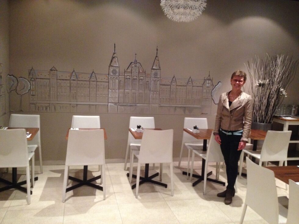 Muurschilderingen in Hotel Cornelisz op de P.C.&nbsp;Hooftstraat